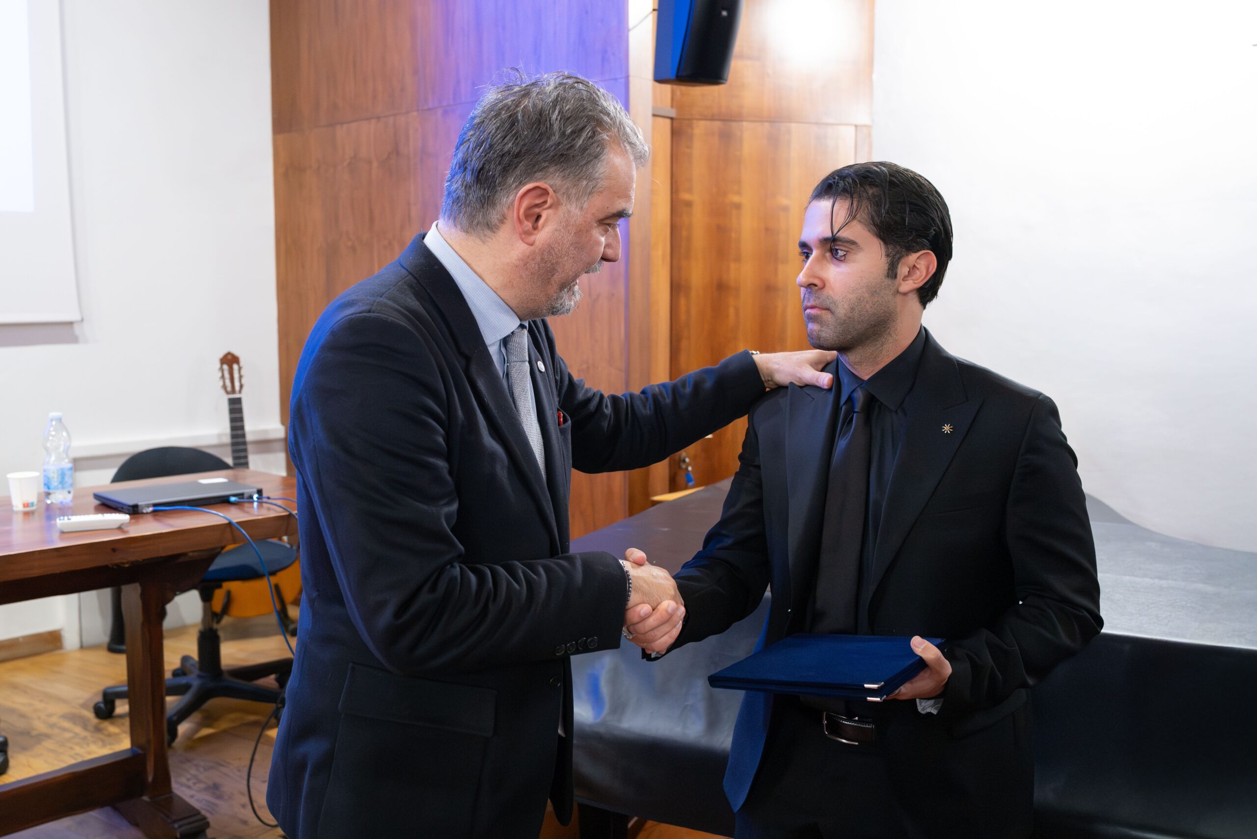 Antonio Piazzolla riceve il Premio Nazionale Manzotti 2025. Foto di Francesca Cecconi.